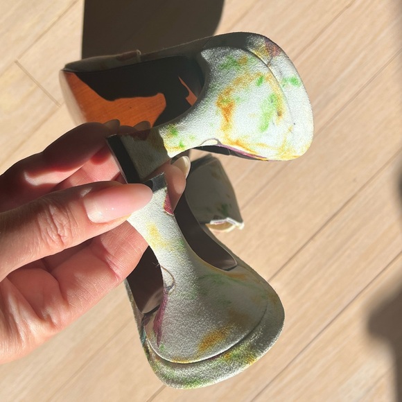 EUC Stuart Weitzman Butterfly 🦋 Mules Size 10 - Picture 5 of 8